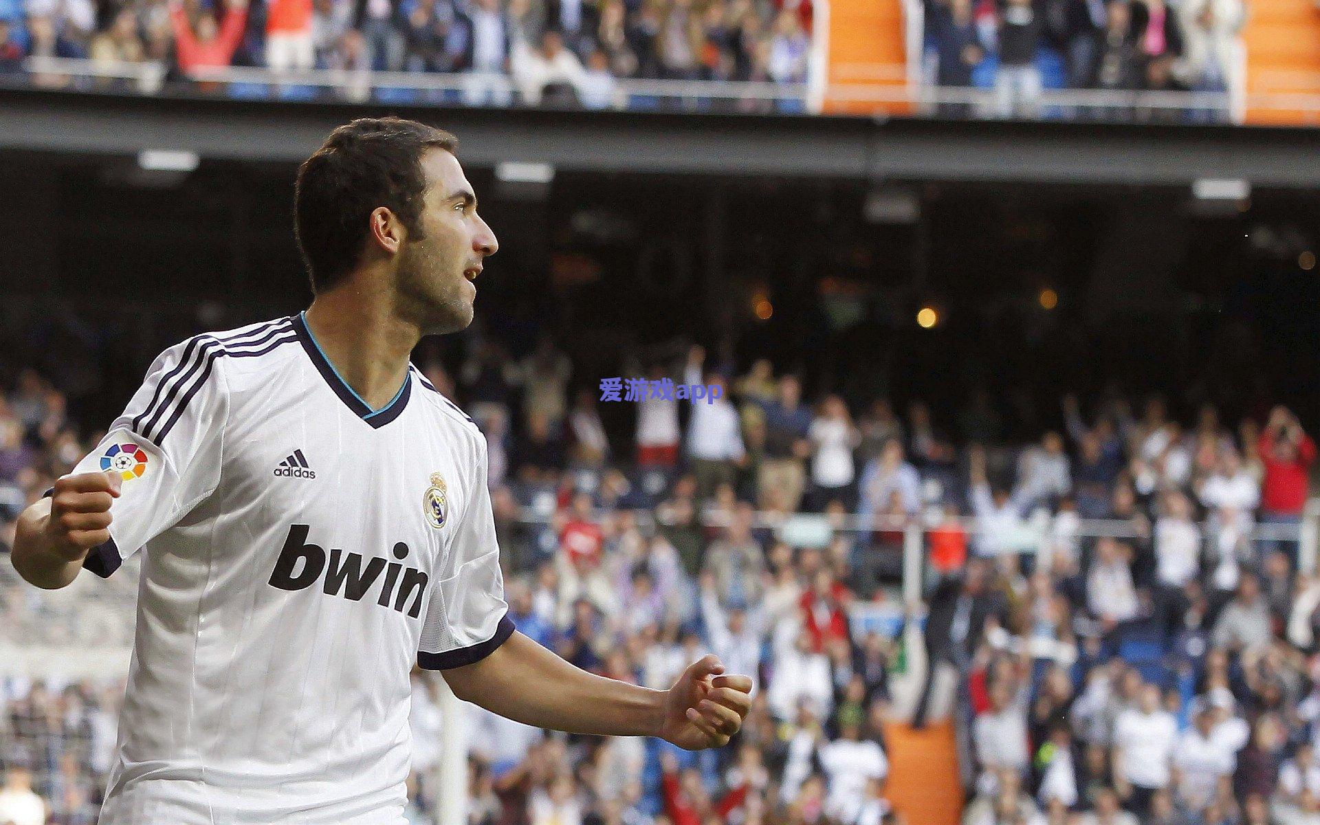 国王队蒙克训练营受伤引发关注 主帅布朗表达坚定信心